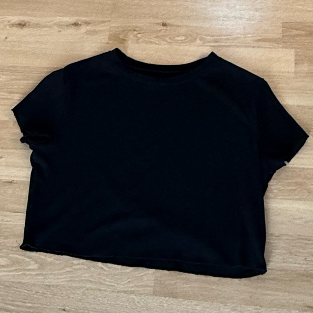 Black Ribbed Cropped Shirt